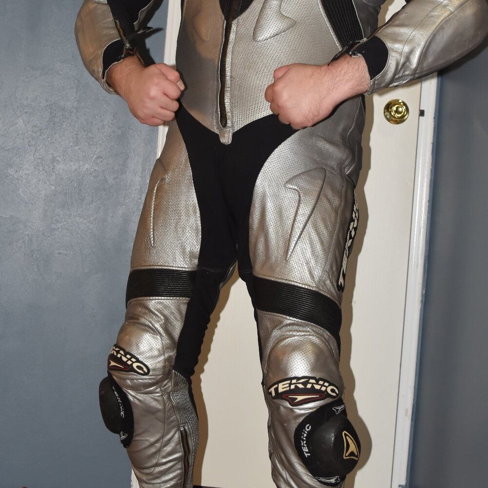Teknic leather motorcycle suit, kangaroo hide, size US 44 - Picture 11 of 16